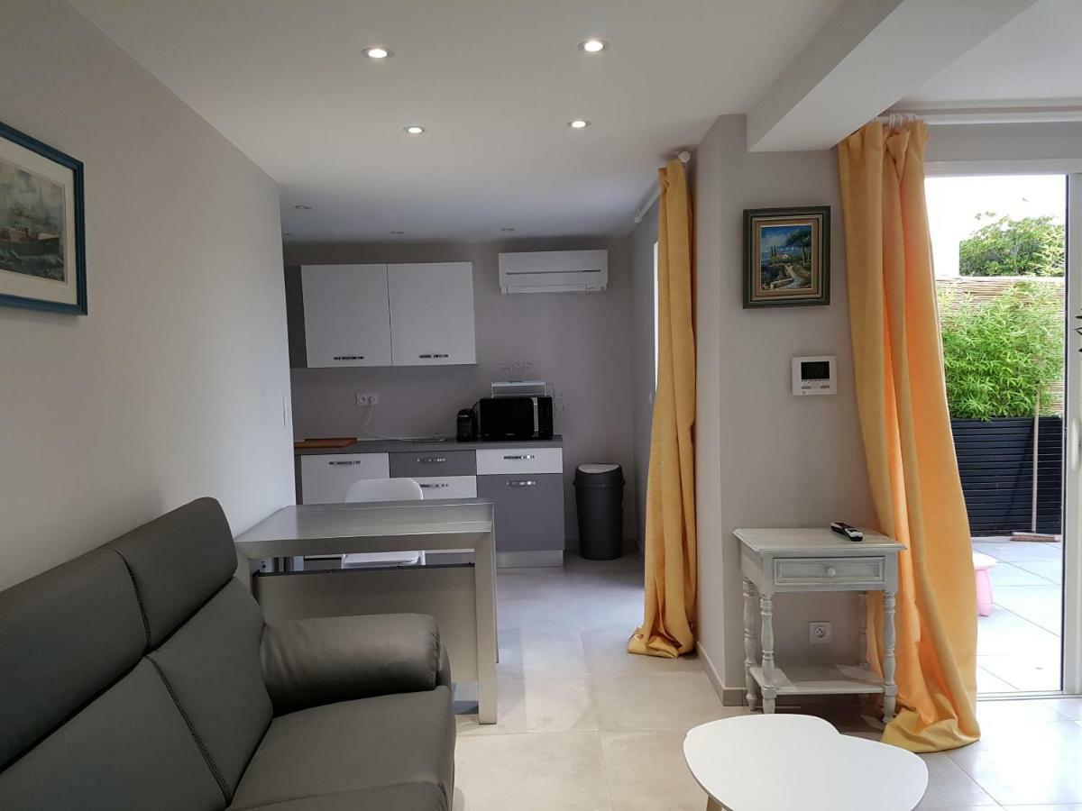 Cap Negre Villa Сикс-Фор-ле-Плаж Екстериор снимка